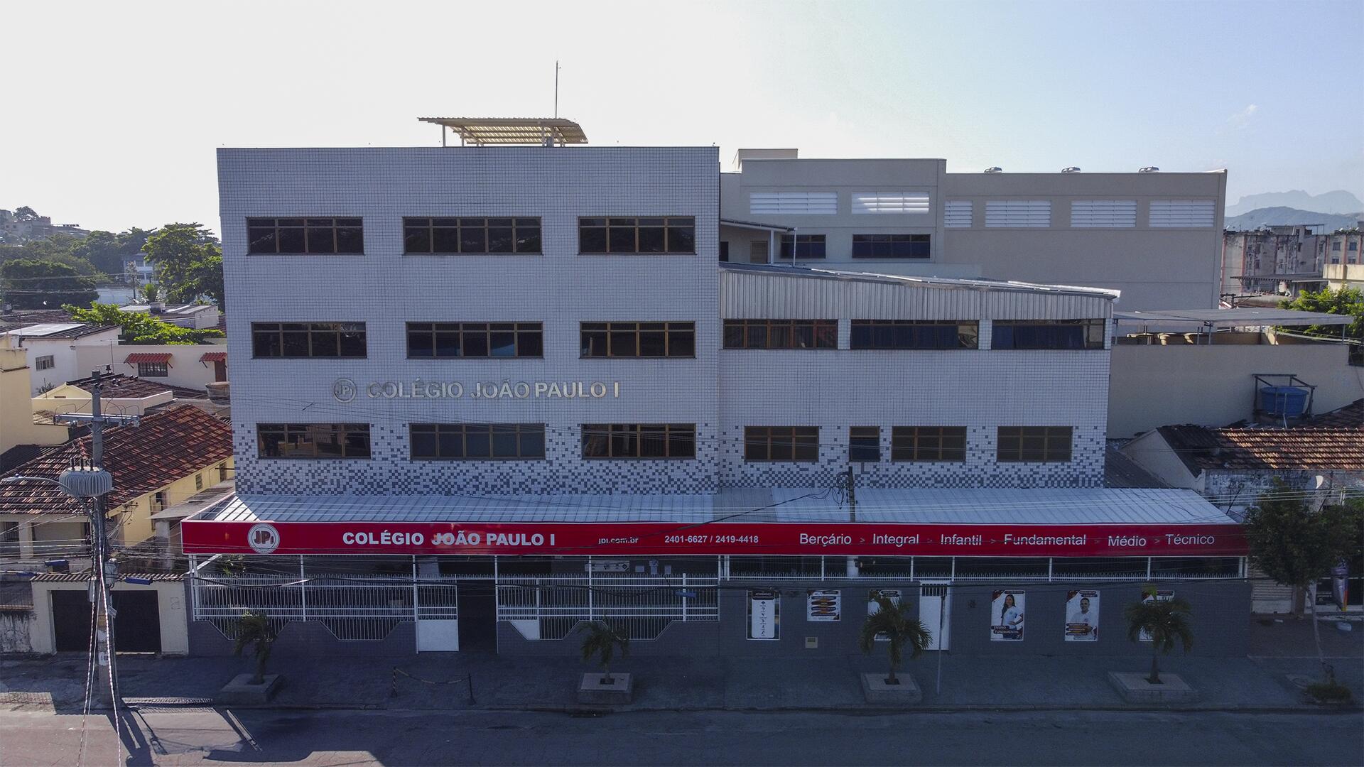 Estrutura do Colégio João Paulo I em Bangu